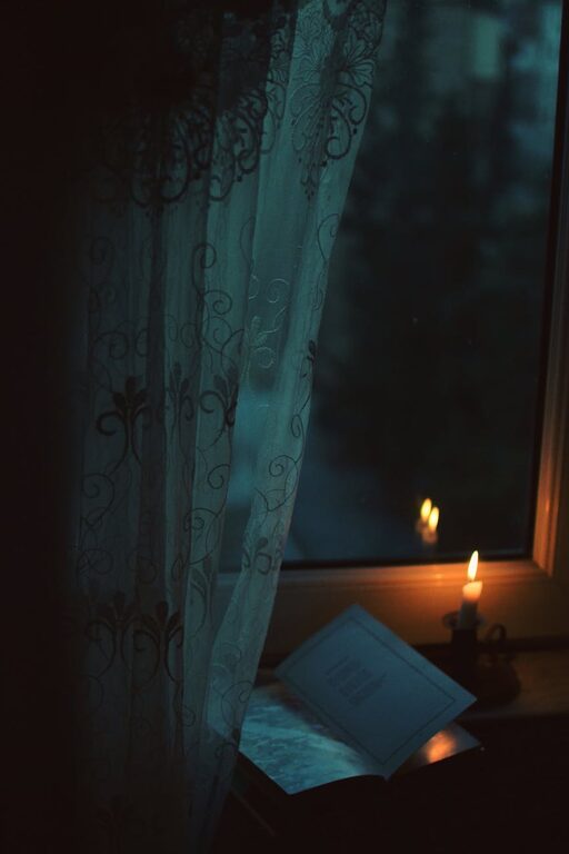How to Create a Cozy Reading Corner at Home